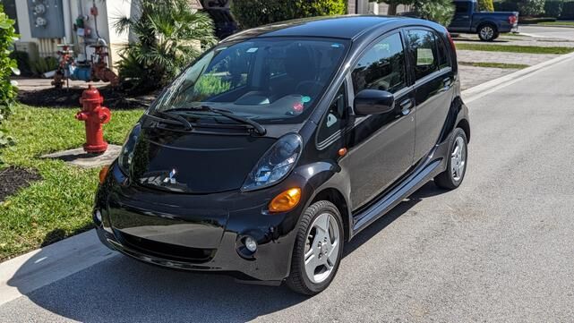 Mitsubishi i-MiEV