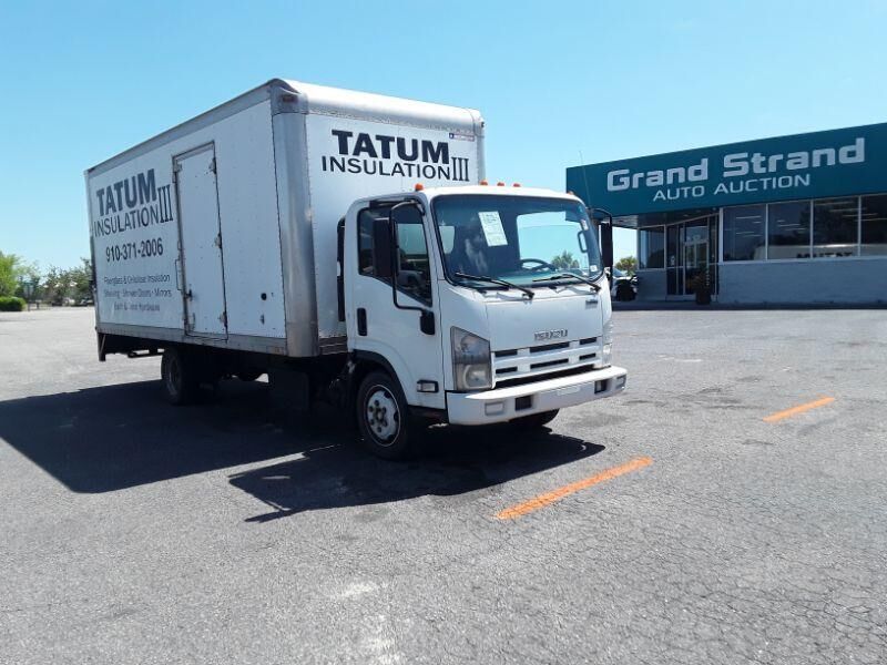 Isuzu NQR/NRR