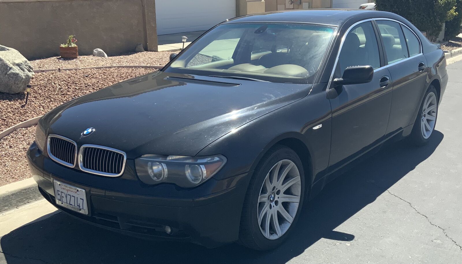 BMW 745i