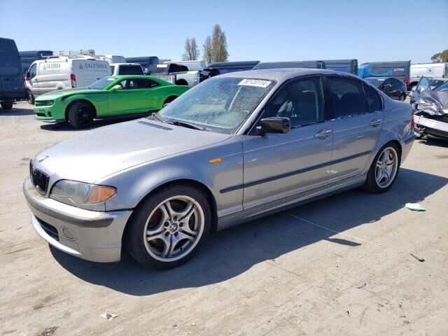 BMW 330i