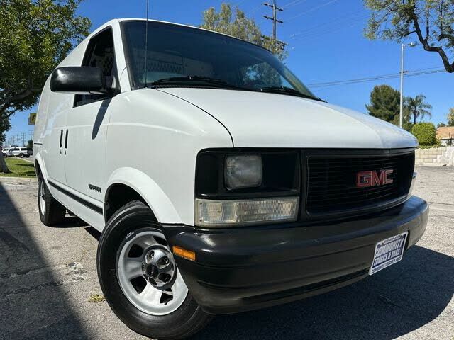 GMC Safari