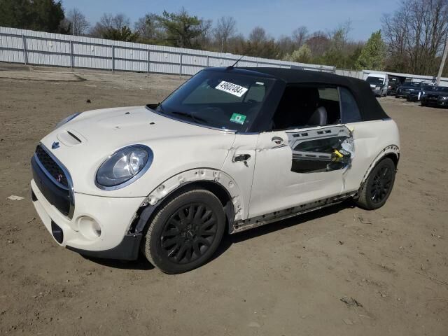 MINI Cooper Convertible