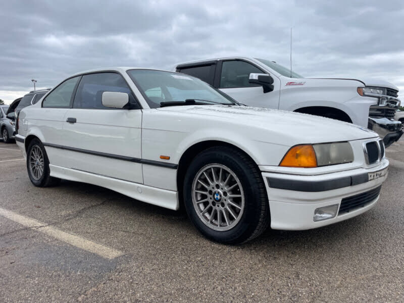 BMW 328iS