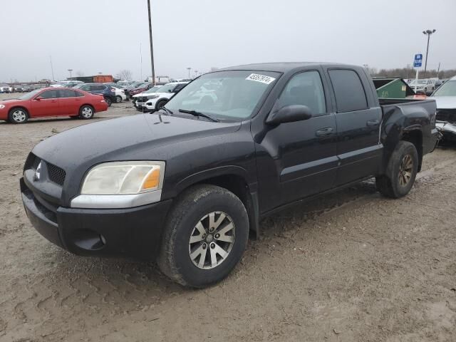 Mitsubishi Raider