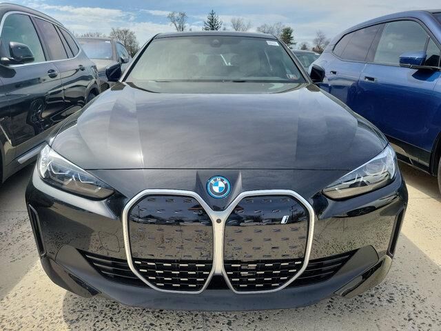 2024 BMW i4