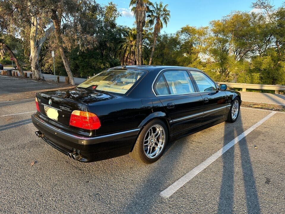 BMW 750Li