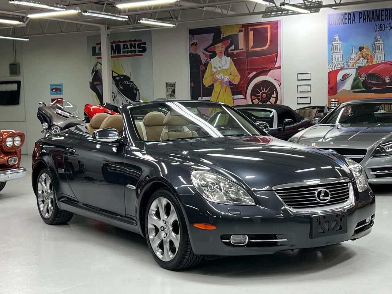LEXUS