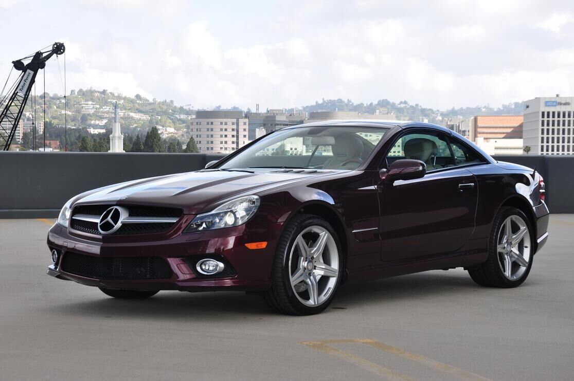 MERCEDES-BENZ
