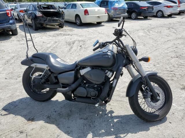Honda VT750 (Shadow Phantom)