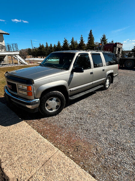GMC Suburban