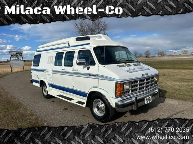 Dodge Ram Van