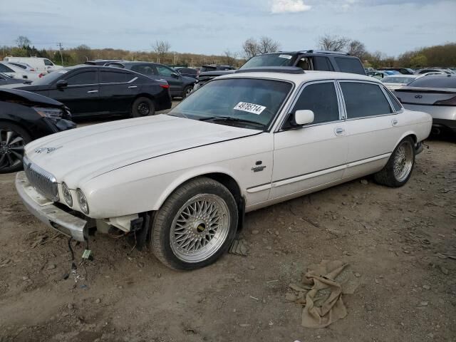 Jaguar Vanden Plas