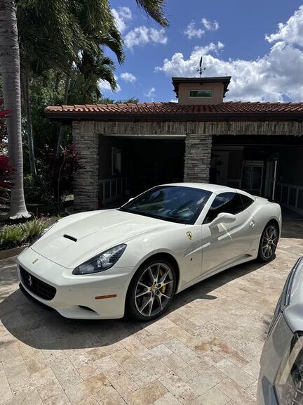 Ferrari California