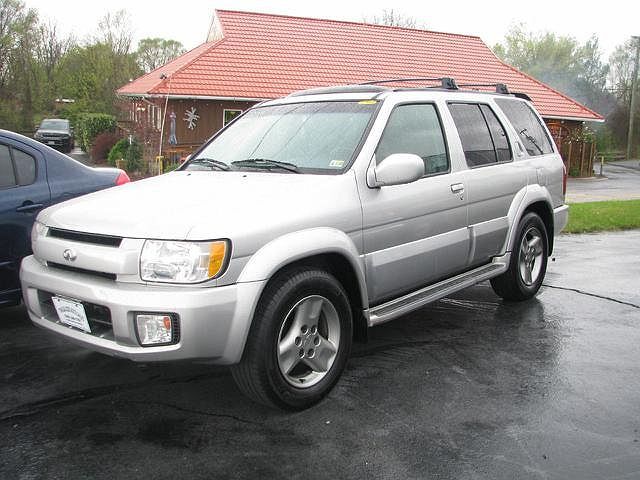 Infiniti QX4