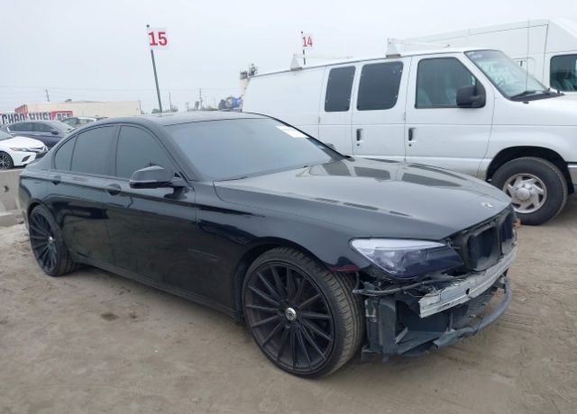 BMW 740i