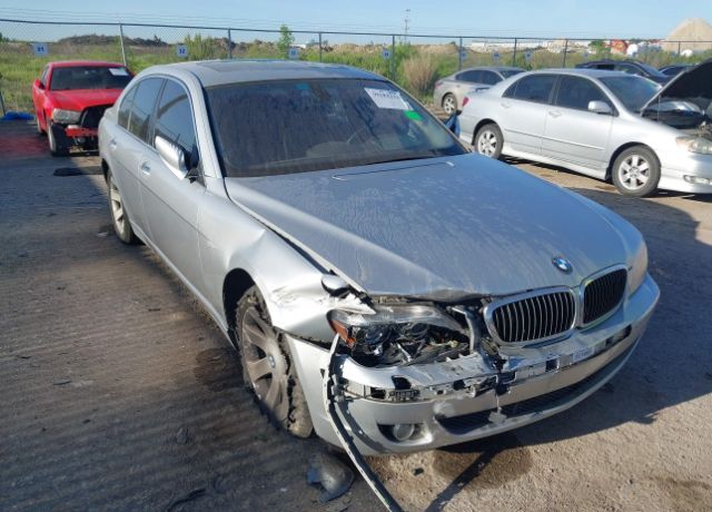 BMW 750i