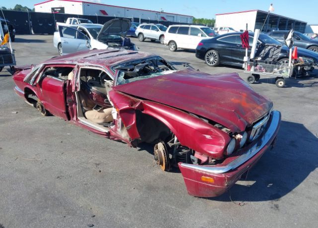 Jaguar XJ6