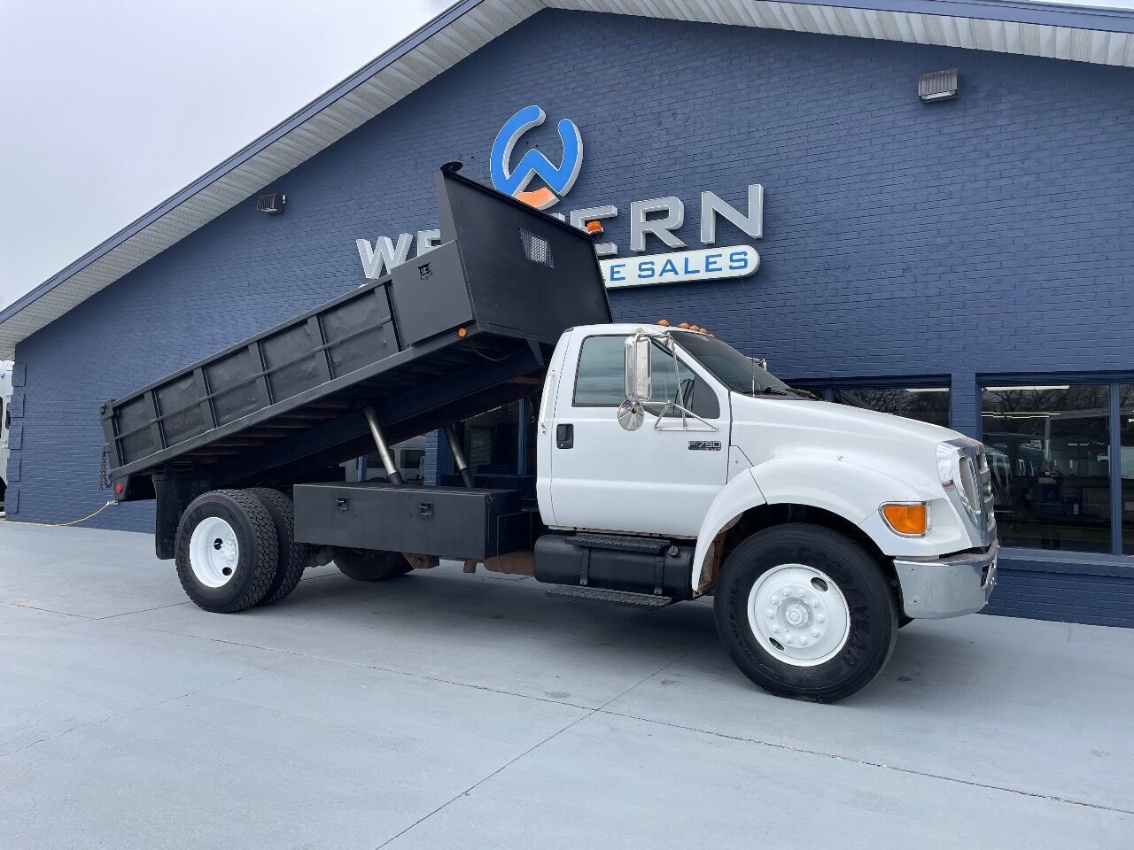 Ford F-750