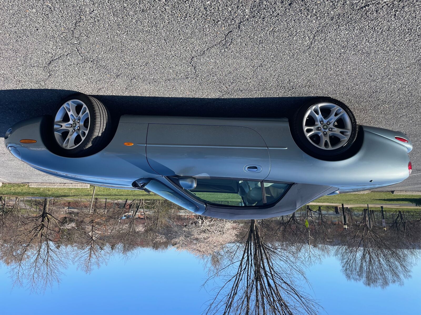 Jaguar XK8