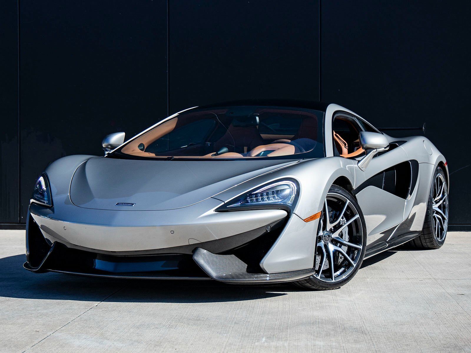 McLaren 570S