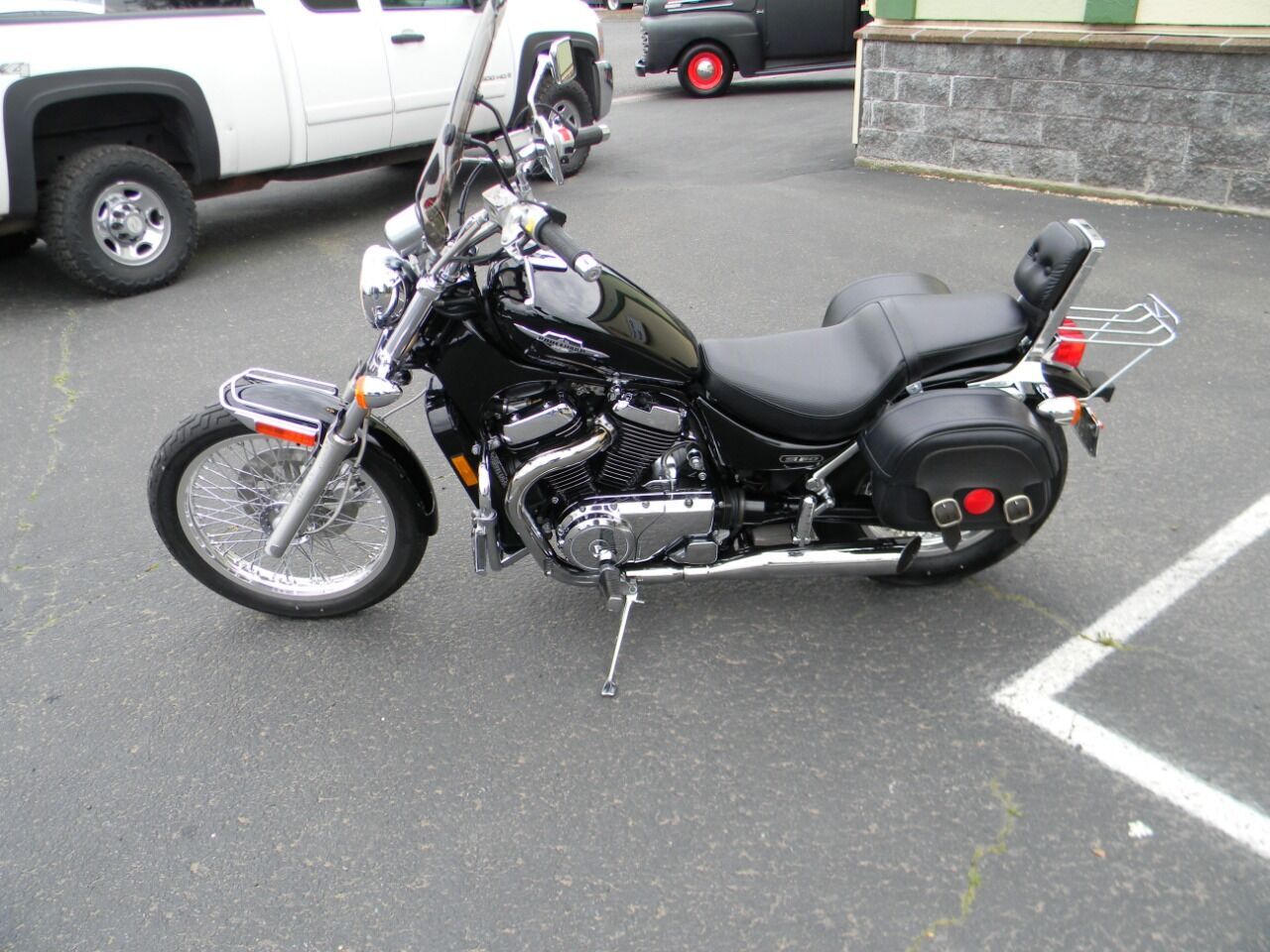 Suzuki VS800