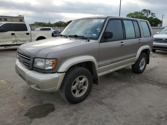 Isuzu Trooper