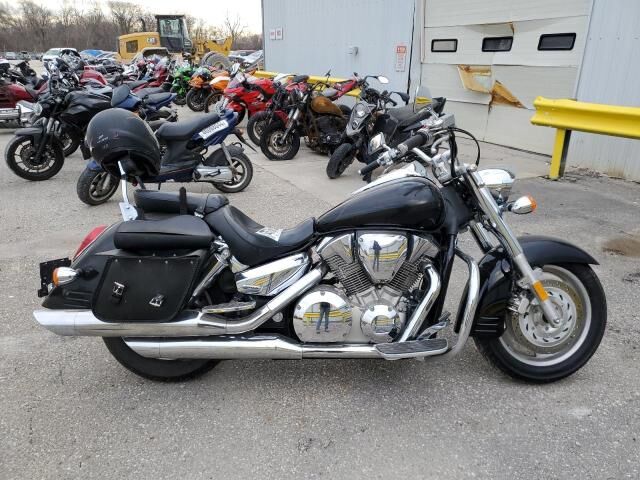 Honda VTX1300R