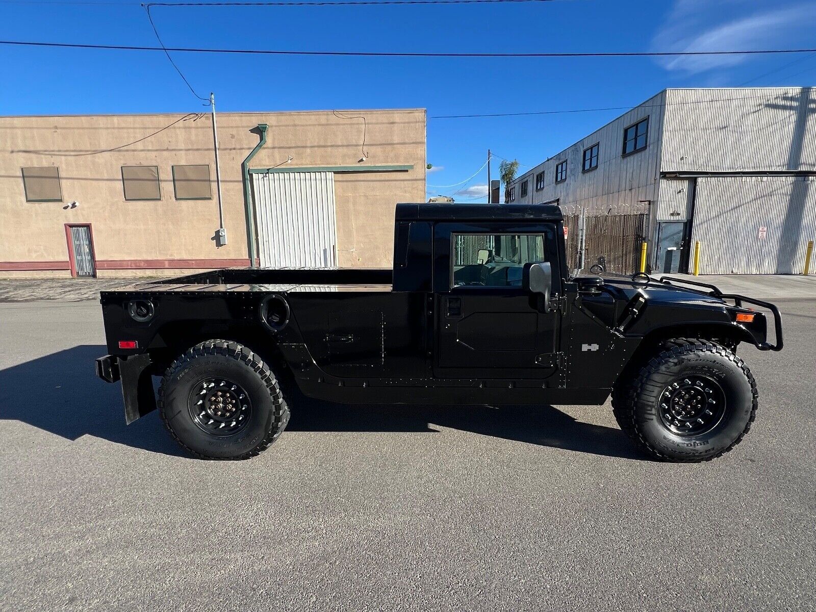 HUMMER H1