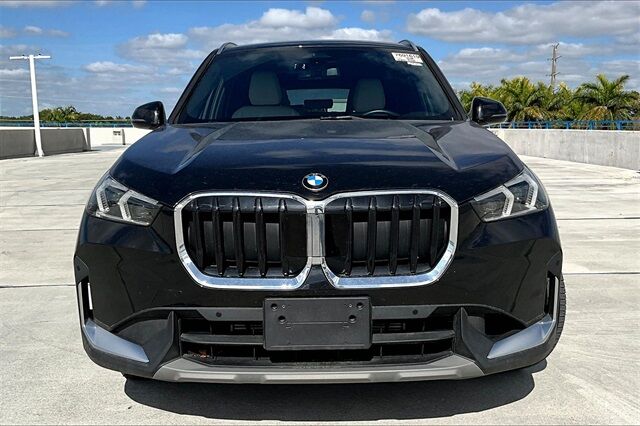 2023 BMW X1