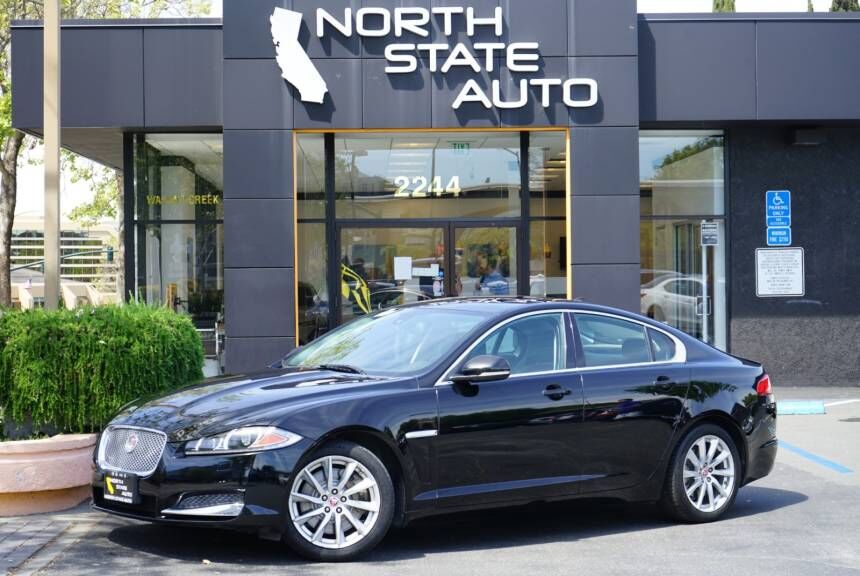 Jaguar XF