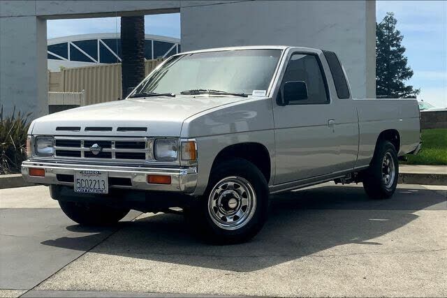 Nissan Pickup