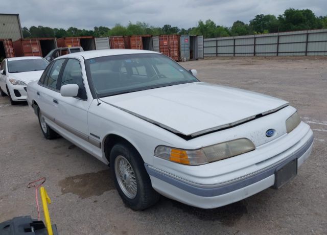 Ford Crown Victoria