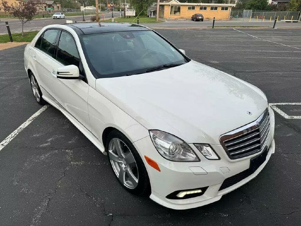 2010 MERCEDES-BENZ E-Class