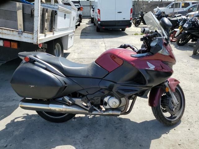 Honda NT700VA/NT700V
