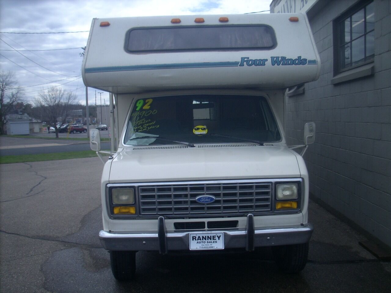Ford E-350