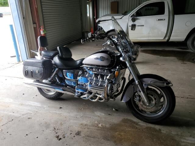 Honda GL1500C (VALKYRIE)