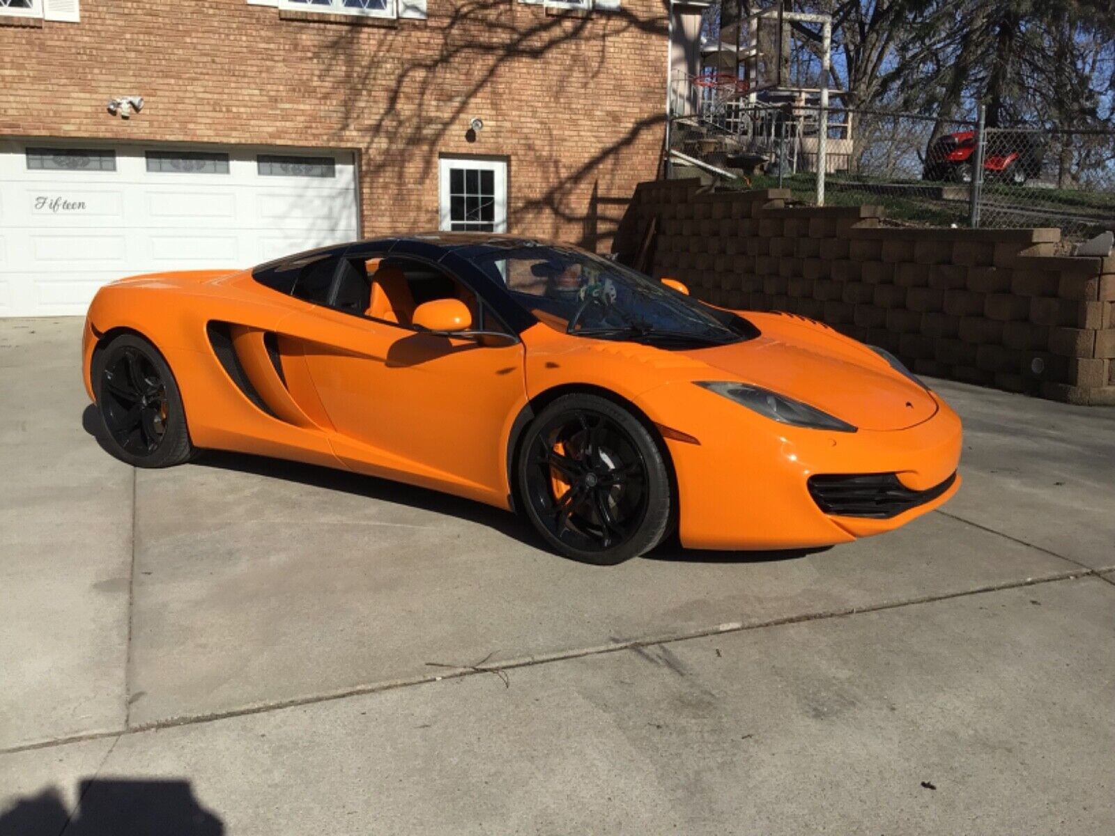 McLaren MP4-12C