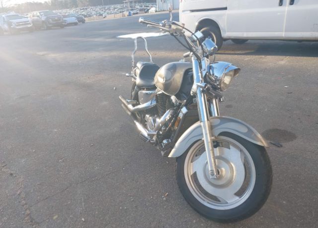 Honda VT1100C2 (SHADOW SABRE)