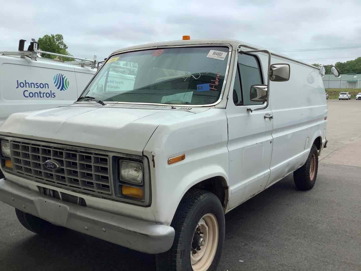 Ford E-250