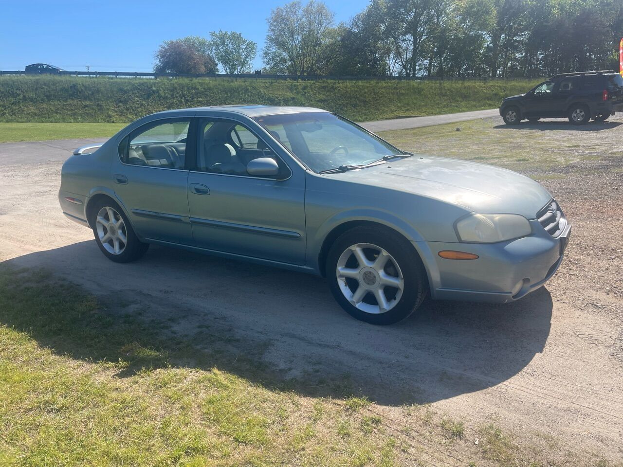 2001 NISSAN Maxima