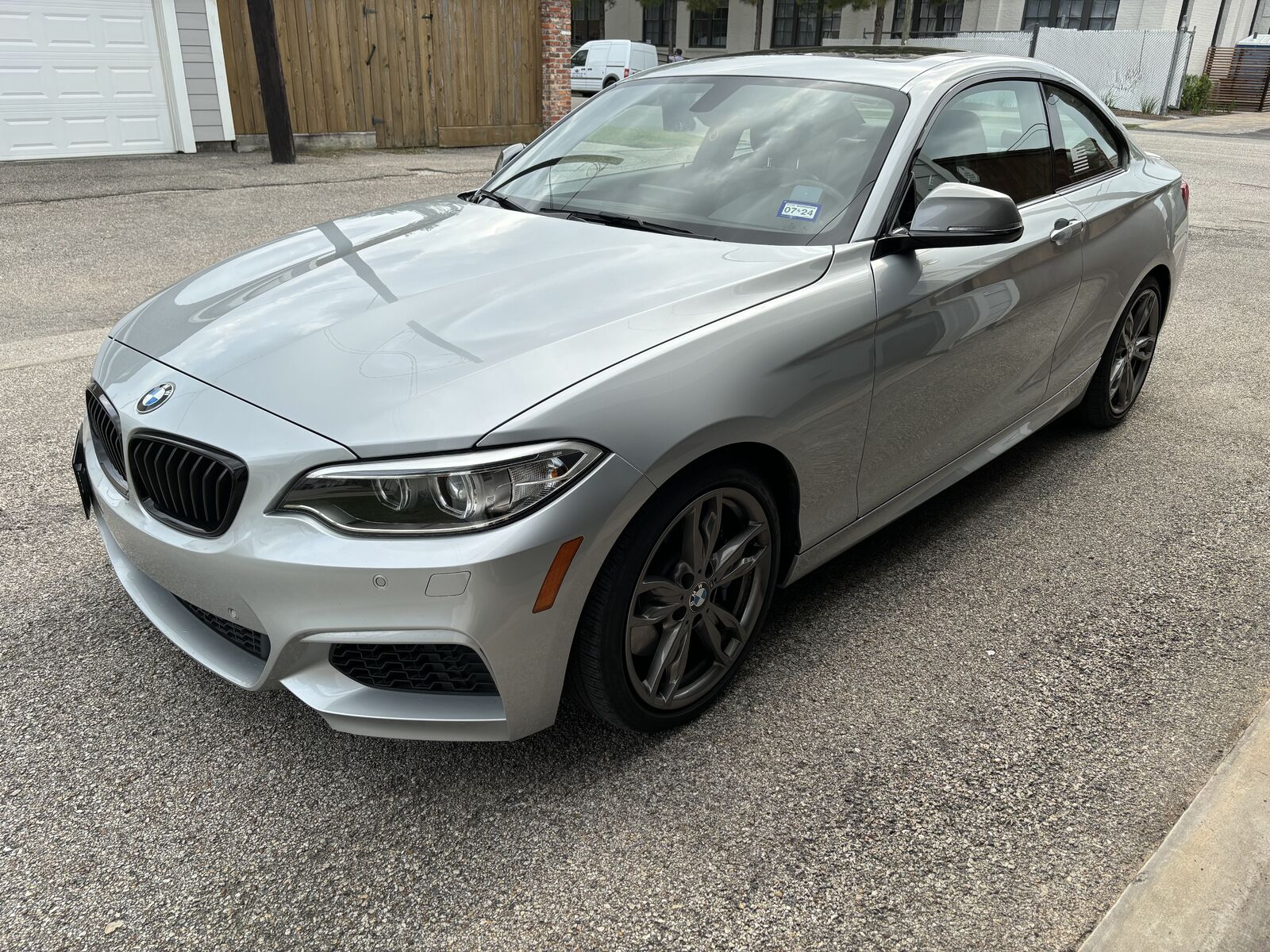 BMW M240i