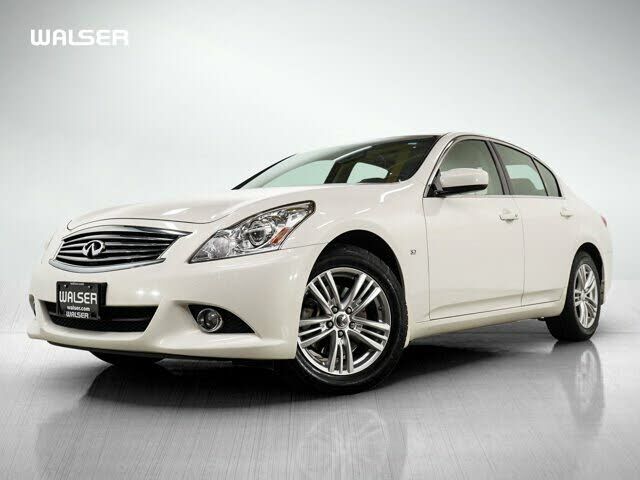 Infiniti Q40