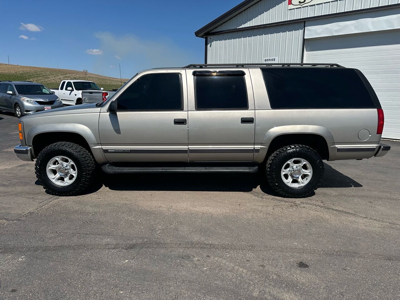 GMC Suburban