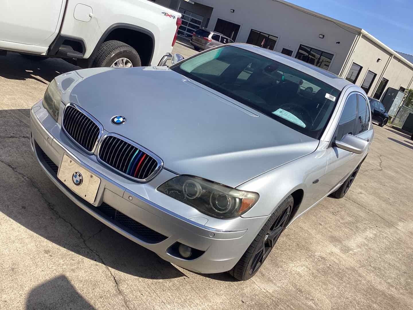 BMW 750i