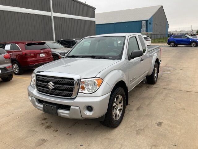 Suzuki Equator