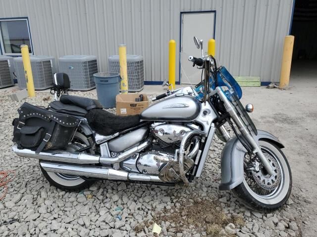 Suzuki VL800K