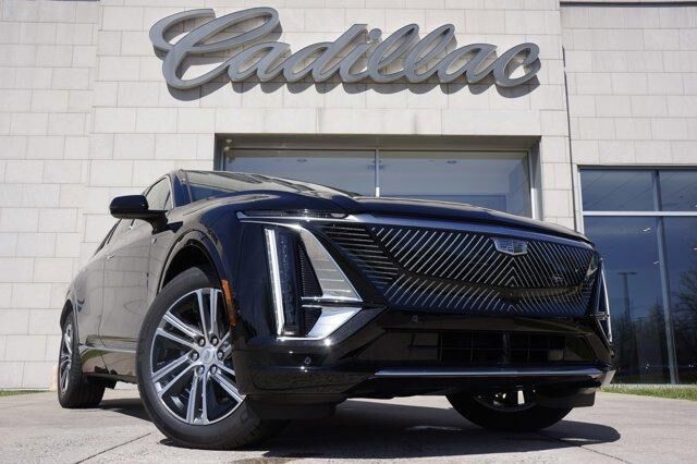 2024 CADILLAC Lyriq