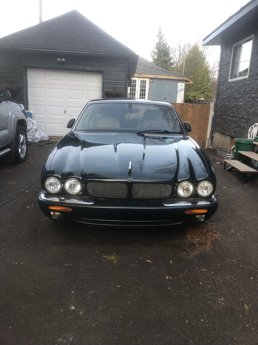 Jaguar XJR
