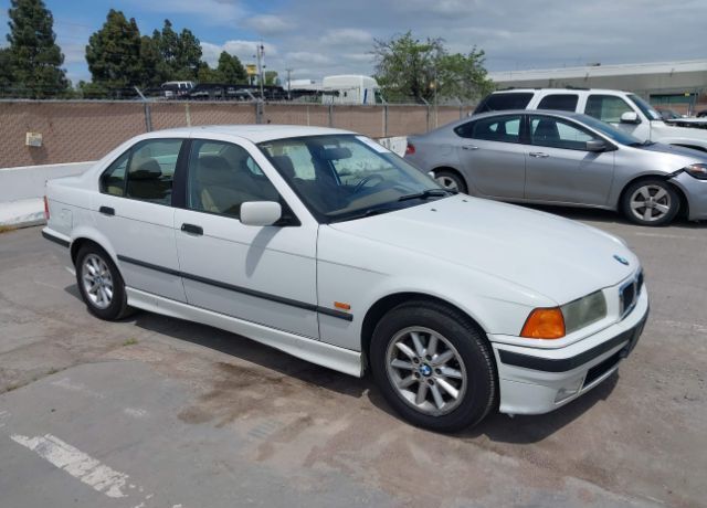BMW 328i