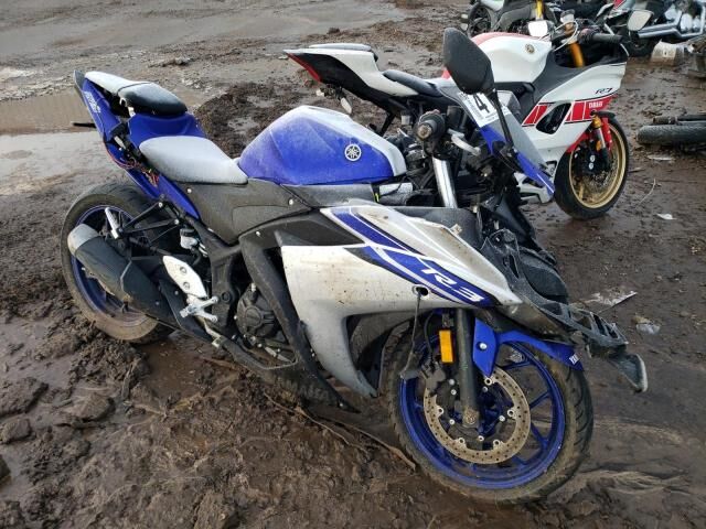 YAMAHA